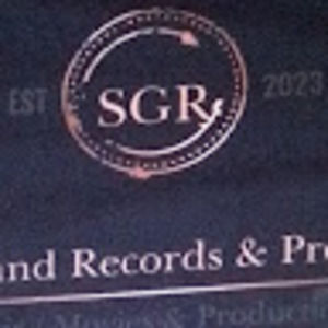 Meet your Posher, Roy